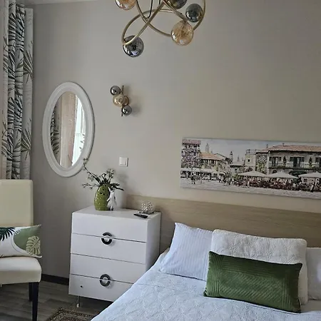 Δωμάτια σε οικογενειακή κατοικία Comfort *